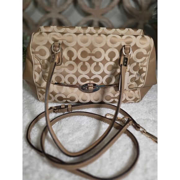 Coach Madison Madeline East/West Satchel in Op Art Logo pattern - Picture 2 of 11